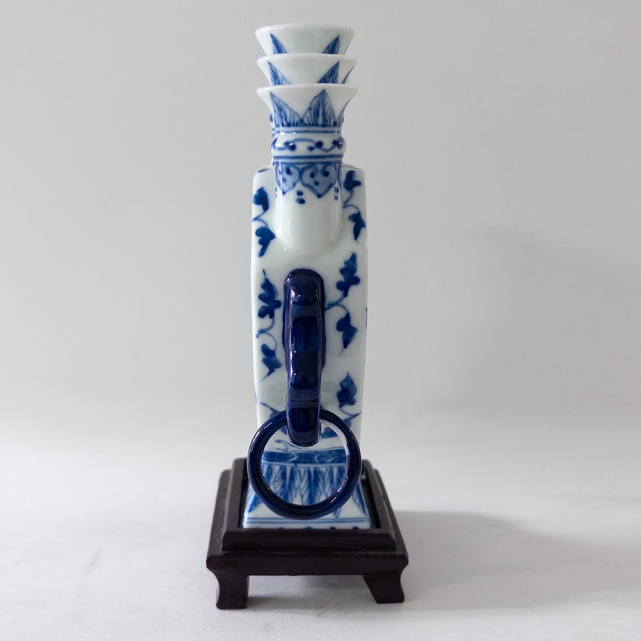 Chinese Porcelain Blue Dragon Tulip Vase