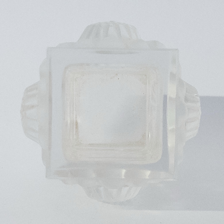 Lalique Crystal Paquerettes Cigarette Vase