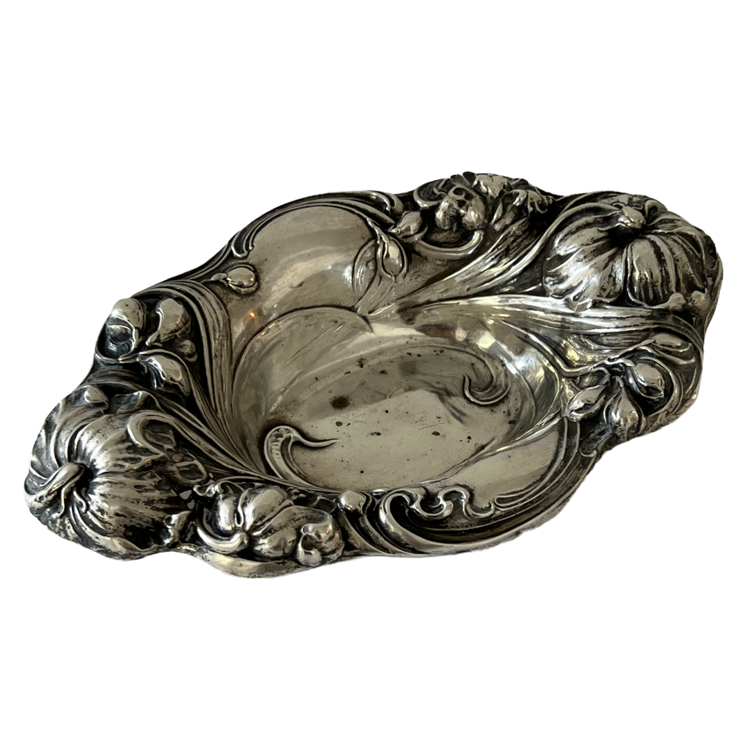 Sterling Silver Floral Repoussé Small Oval Bowl