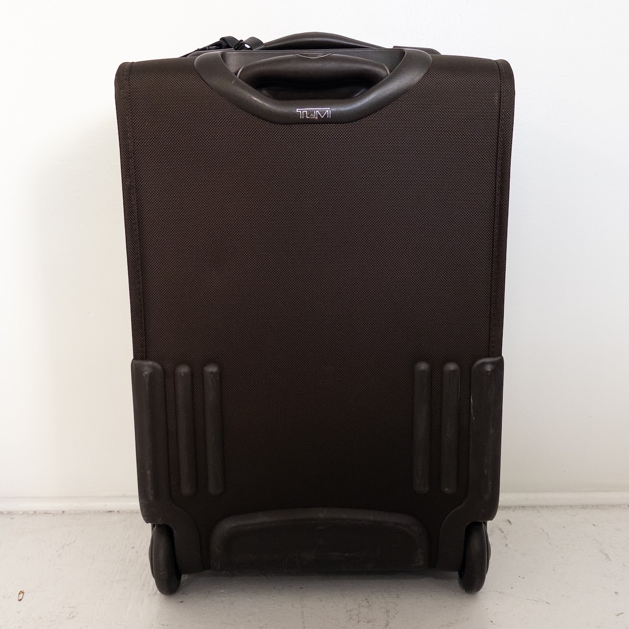 Tumi Alpha 2 Frequent Traveler Expandable Carry-On Suitcase in Brown