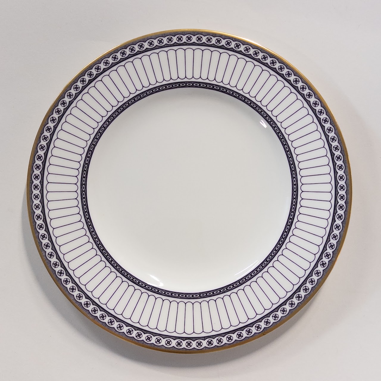 Wedgwood Colonnade Black Bone China Dishware Service for Eleven