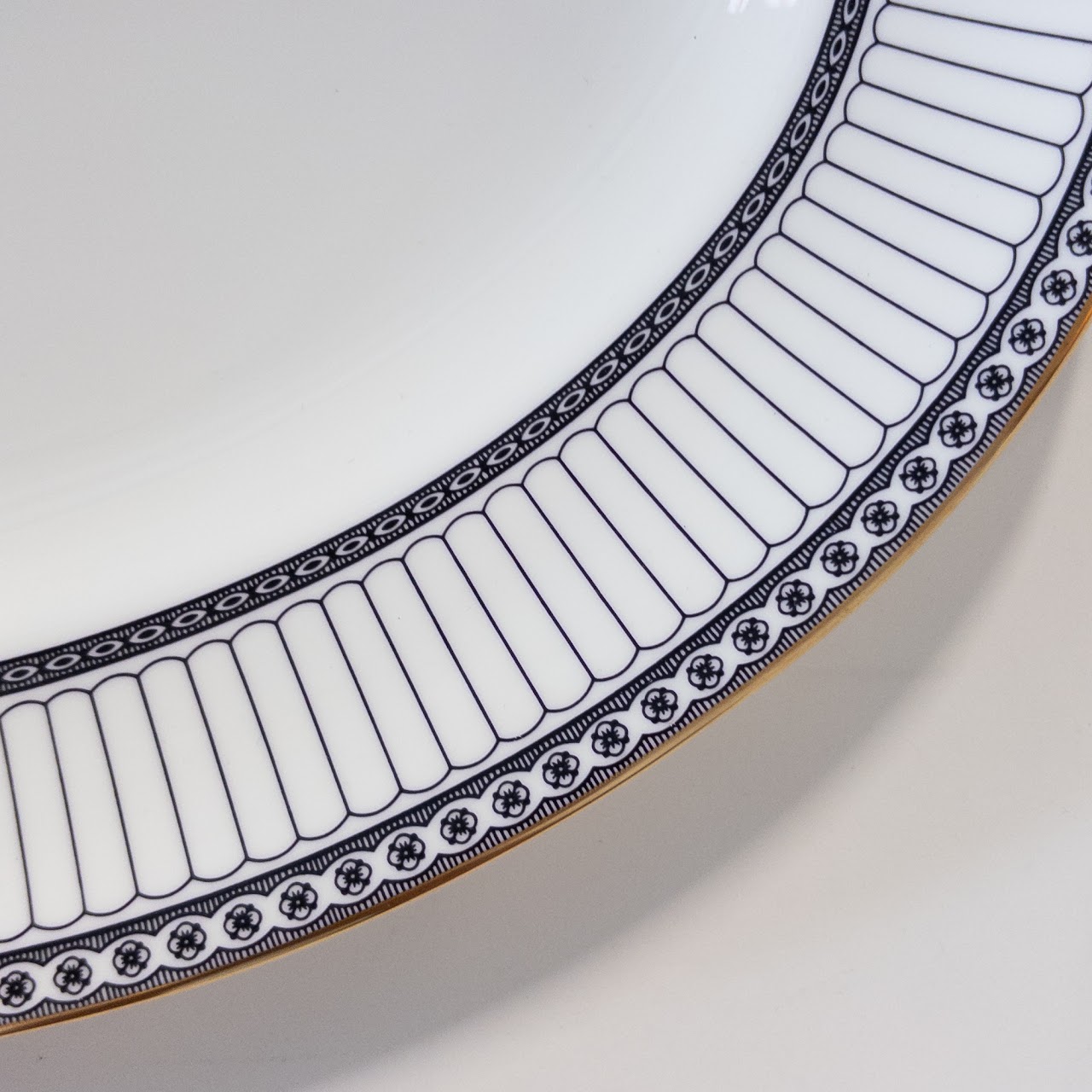 Wedgwood Colonnade Black Bone China Dishware Service for Eleven