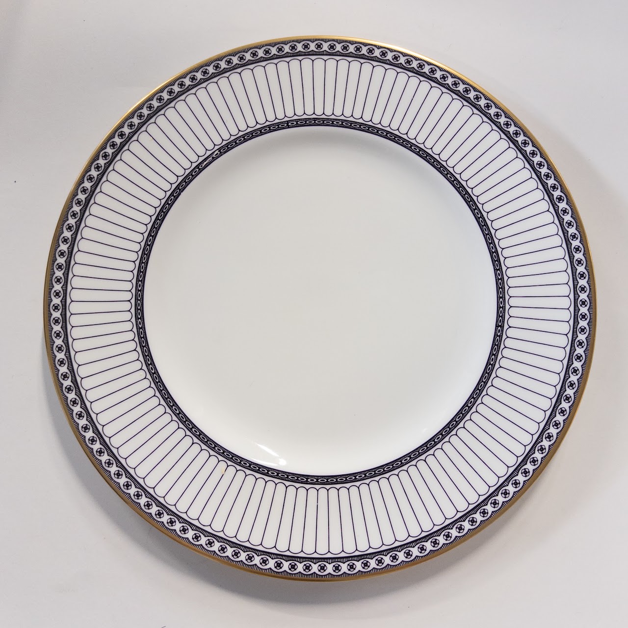 Wedgwood Colonnade Black Bone China Dishware Service for Eleven