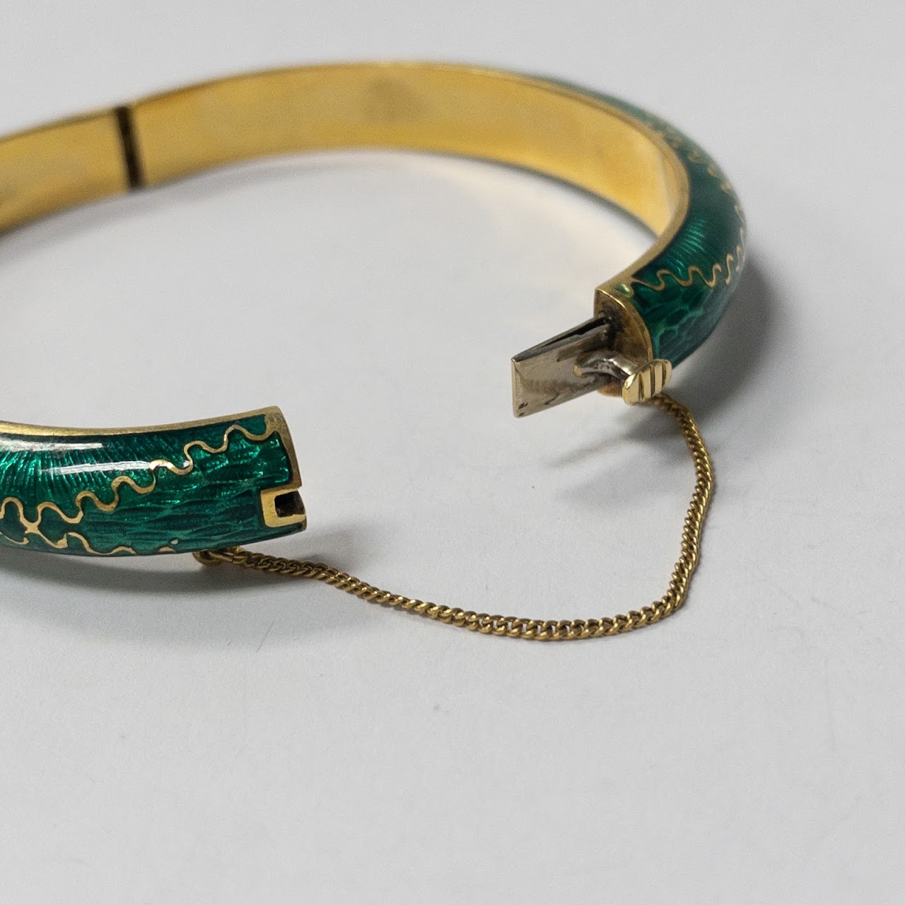 18K Gold & Green Enamel Bangle