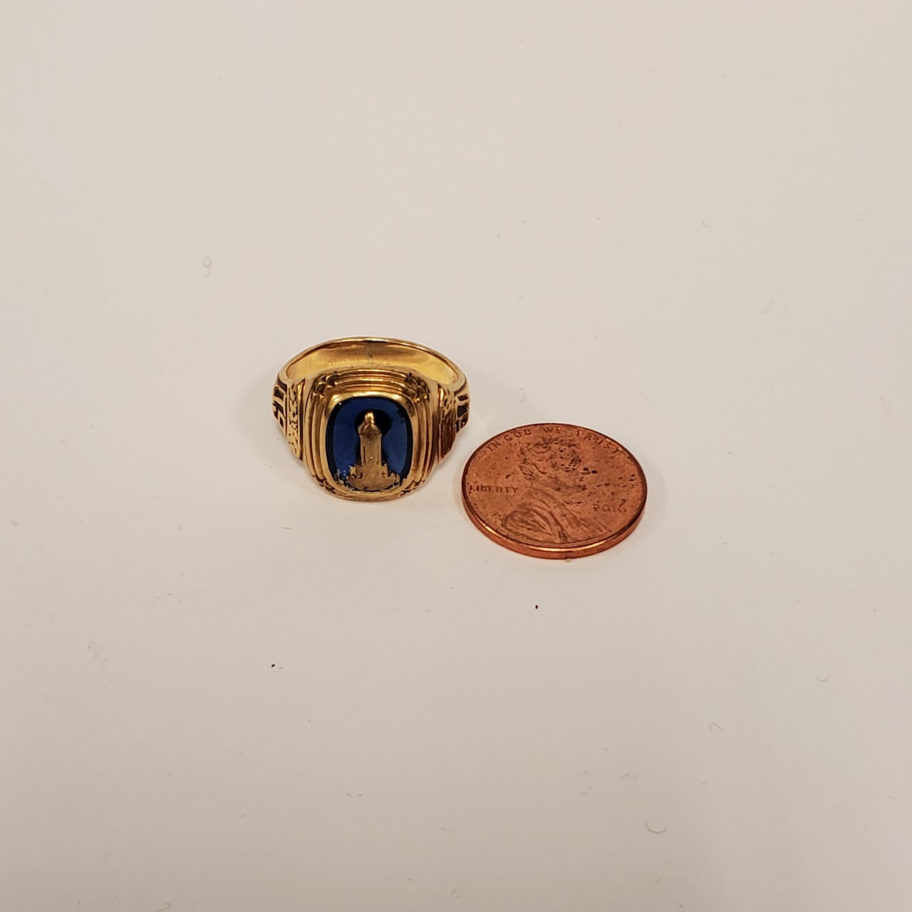 10K Gold Blue Stone 1957 Class Ring