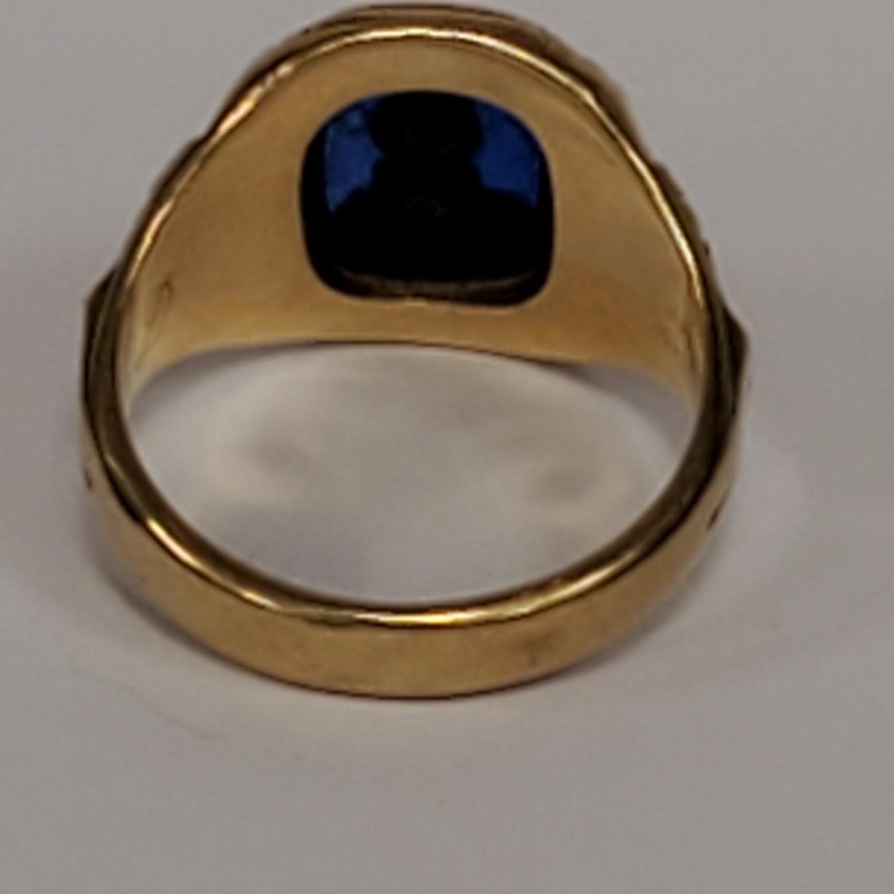 10K Gold Blue Stone 1957 Class Ring