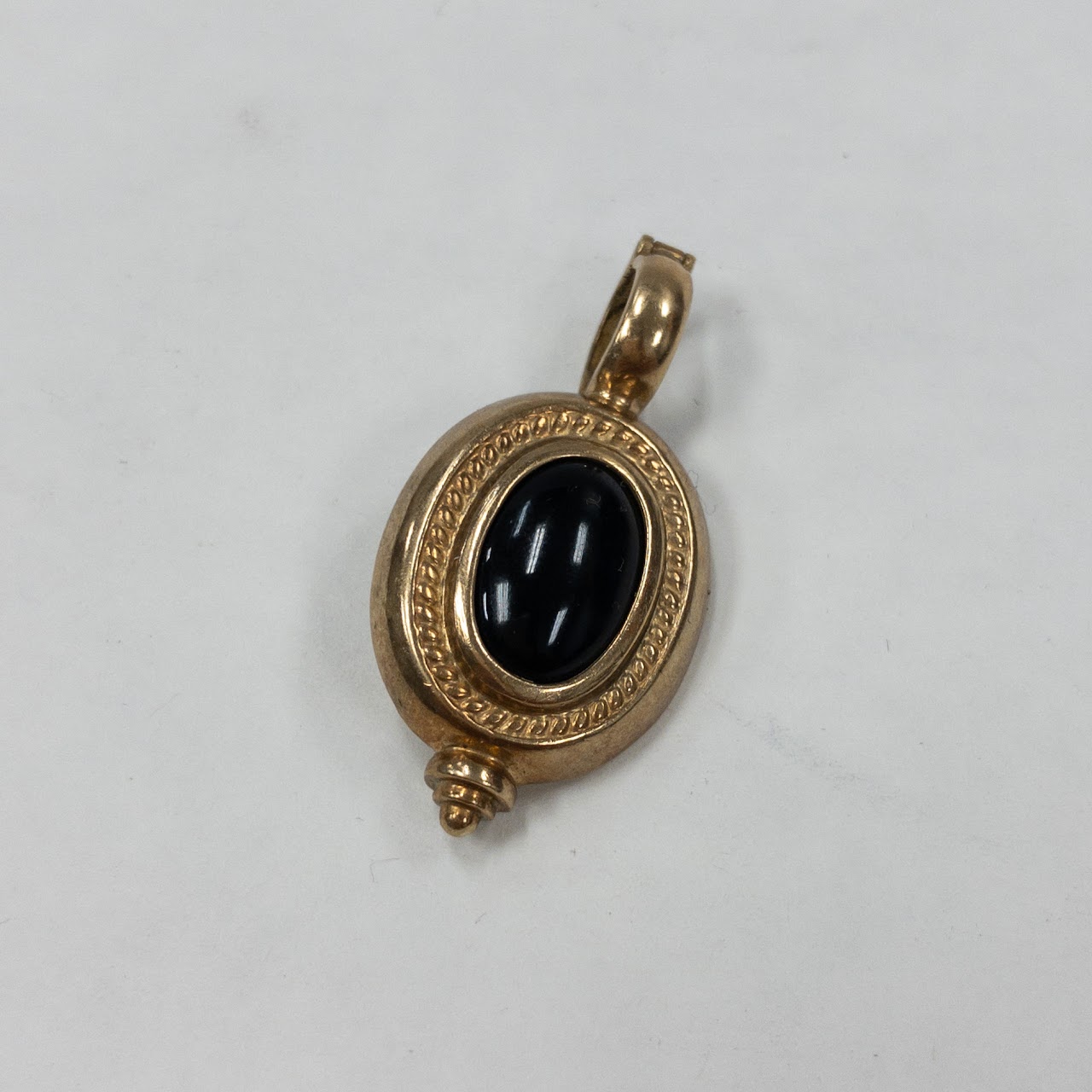 9K Gold & Onyx Pendant