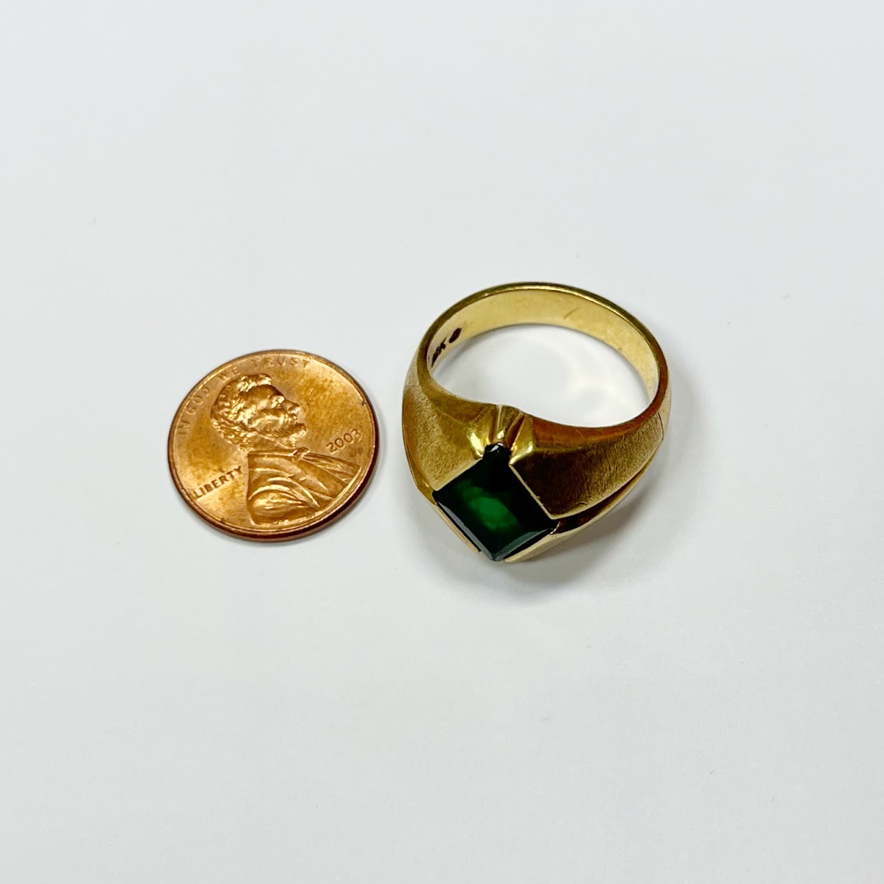 10K Gold & Green Stone Ring