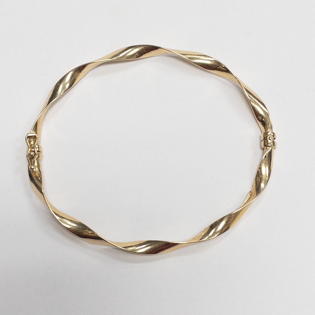 14K Gold Twist Bangle