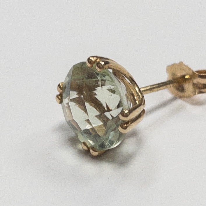 14K Gold Green Stone Studs