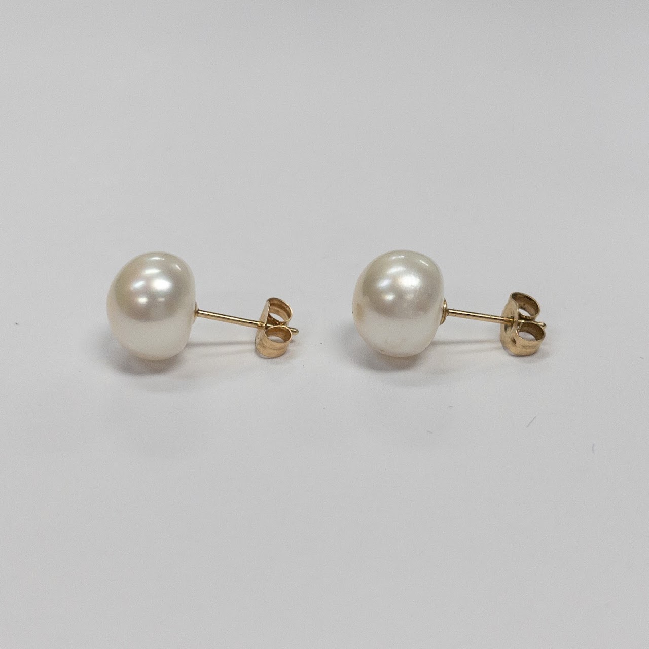 14k Gold & Pearl Stud Earrings