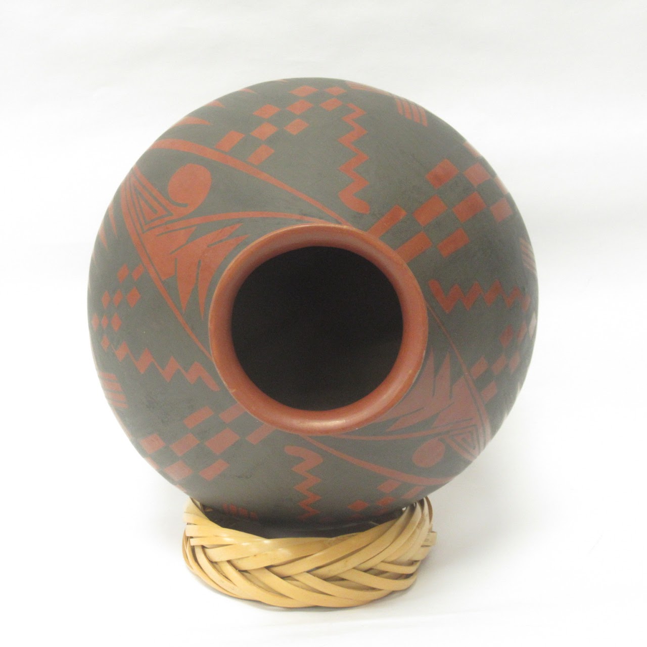 Mata Ortiz Sandoval Vase