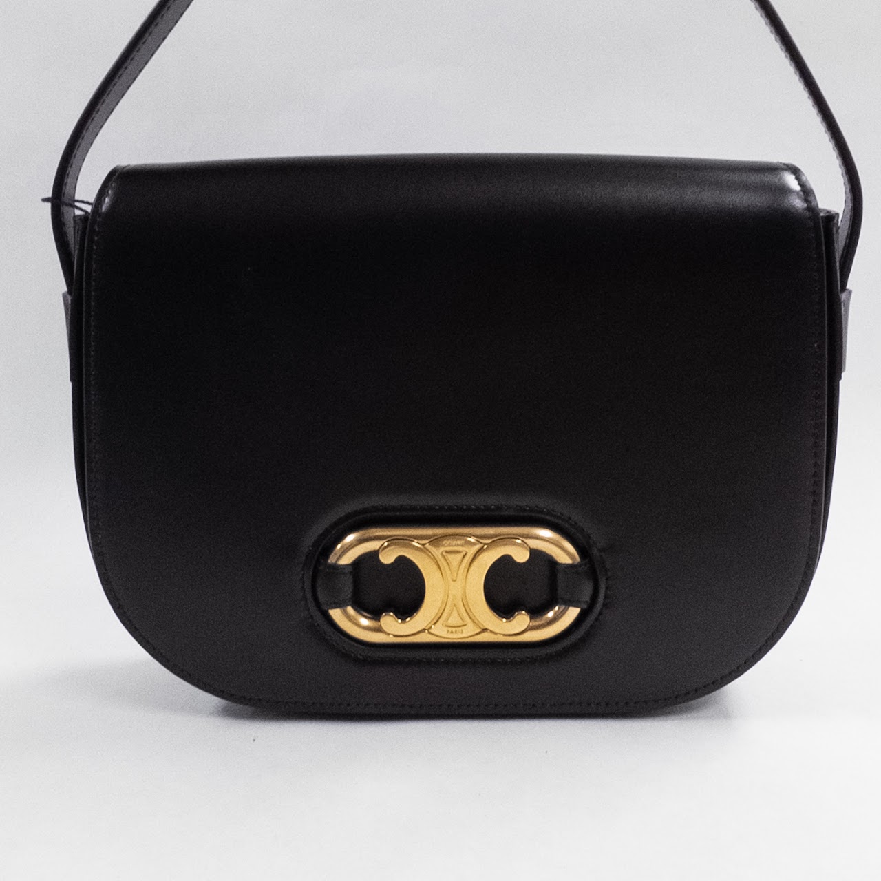 Celine MINT Maillon Triomphe Medium Black Leather Shoulder Bag