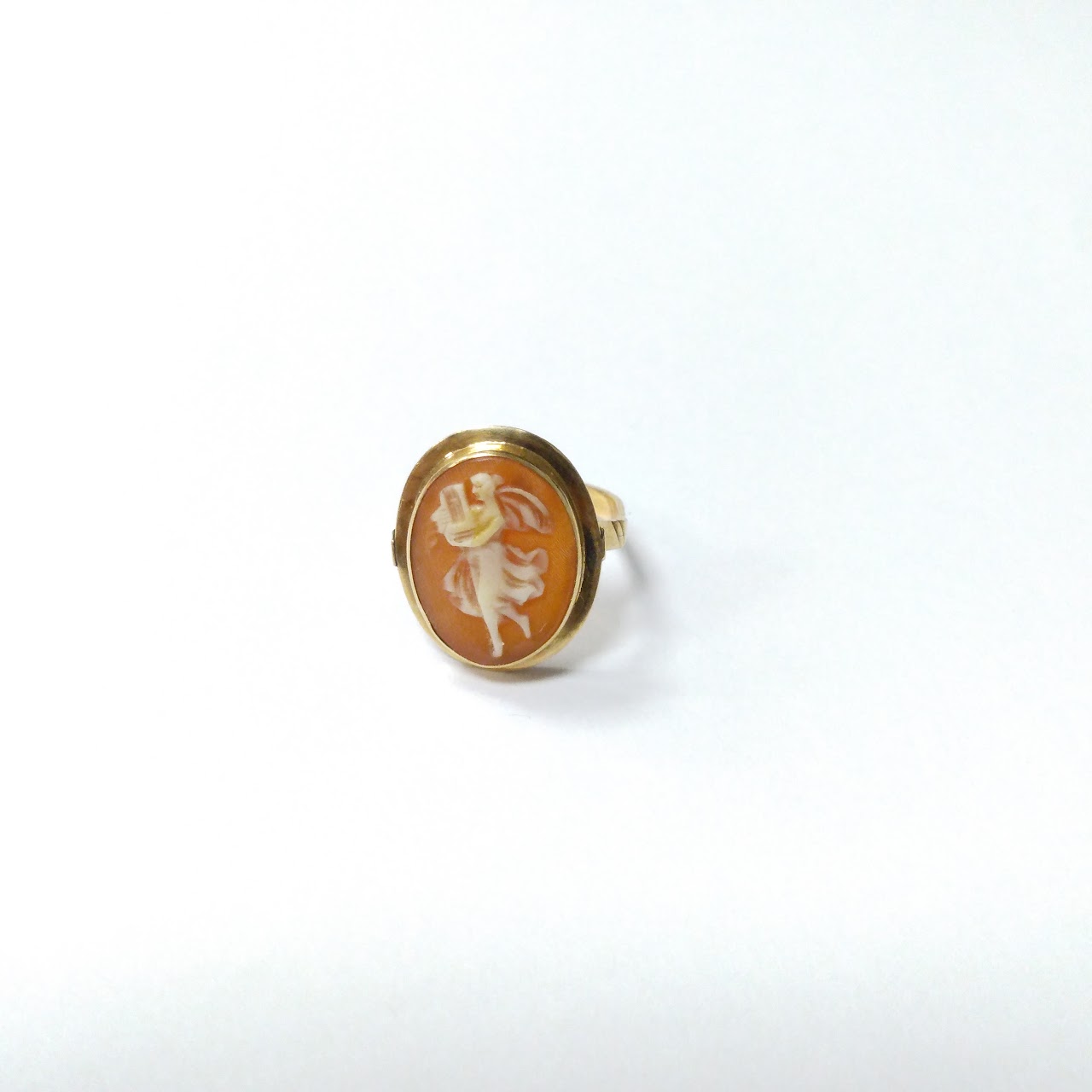 14K Gold & Shell Angel Cameo Ring