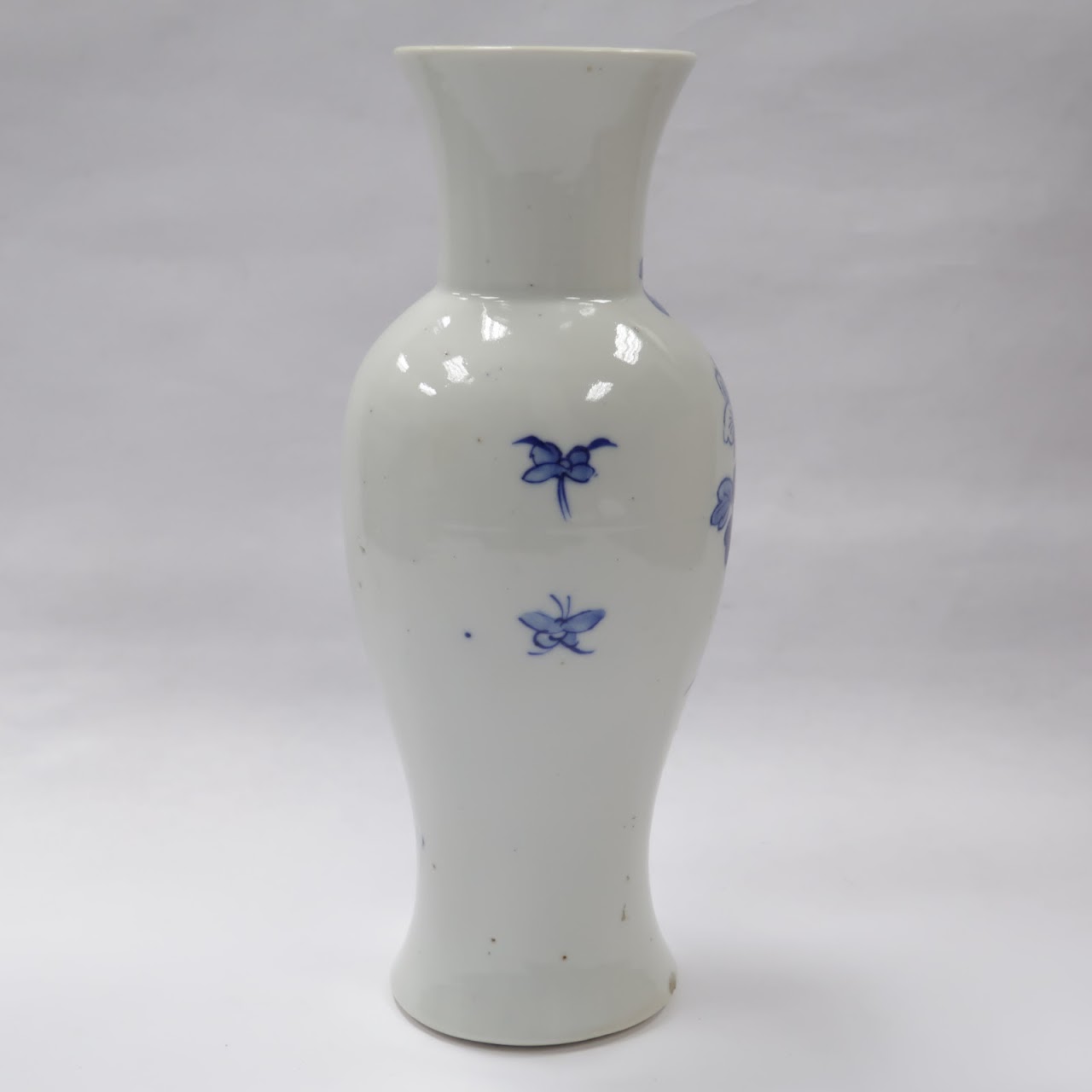 Chinese Export Antique Nanking Porcelain Vase