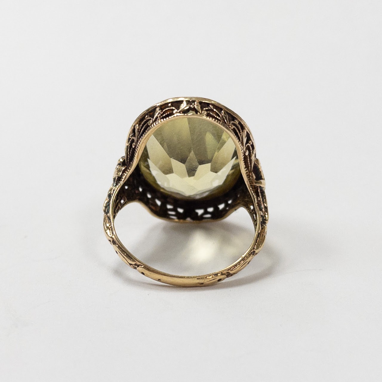 14K Gold & Peridot Antique Ring