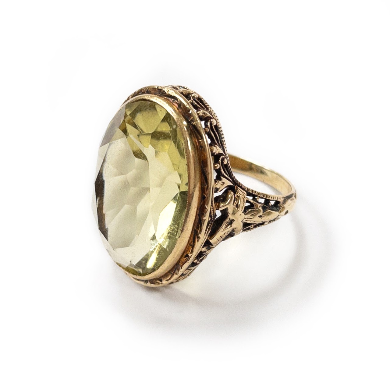 14K Gold & Peridot Antique Ring