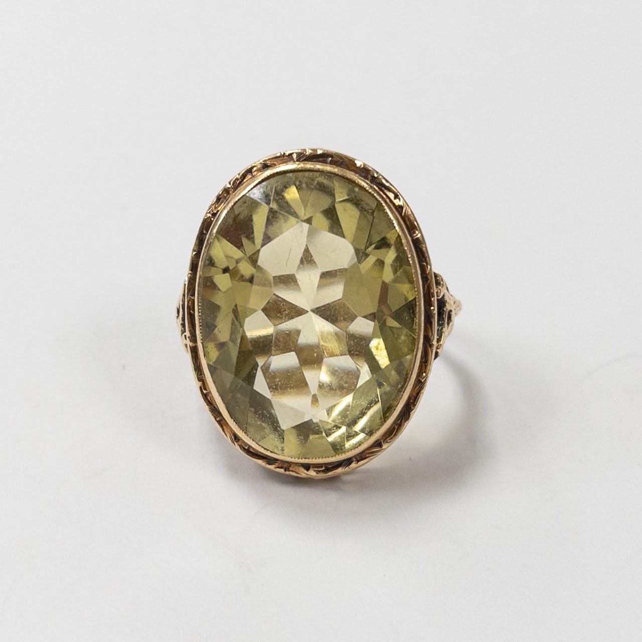 14K Gold & Peridot Antique Ring