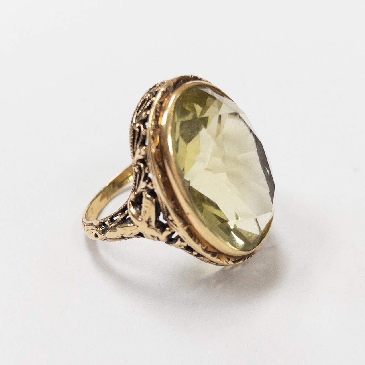 14K Gold & Peridot Antique Ring
