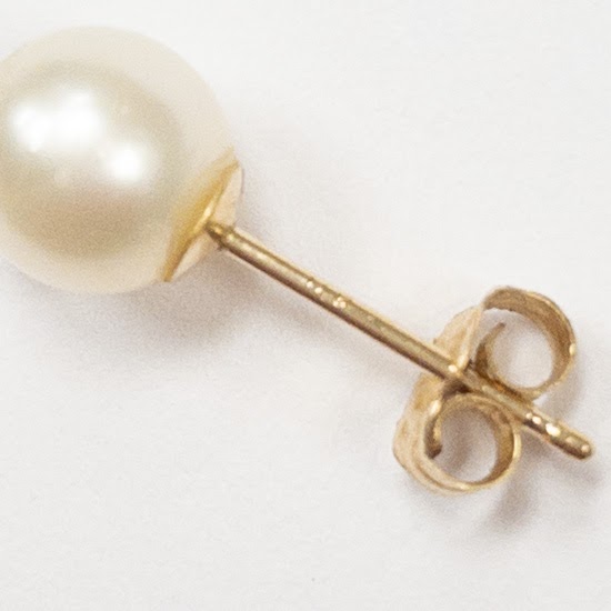 14K Gold & Pearl Stud Earrings