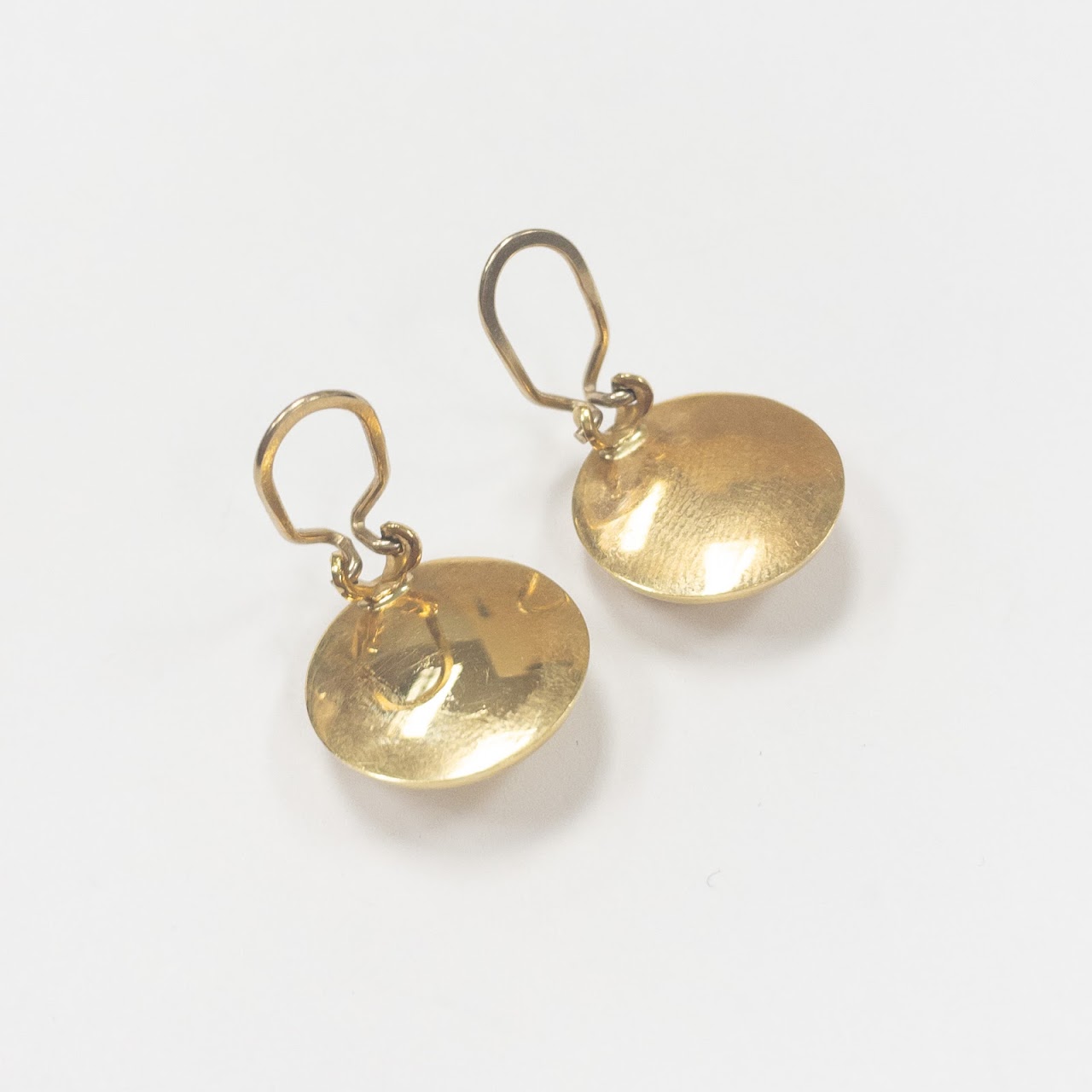 18K Gold Round Clip Earrings