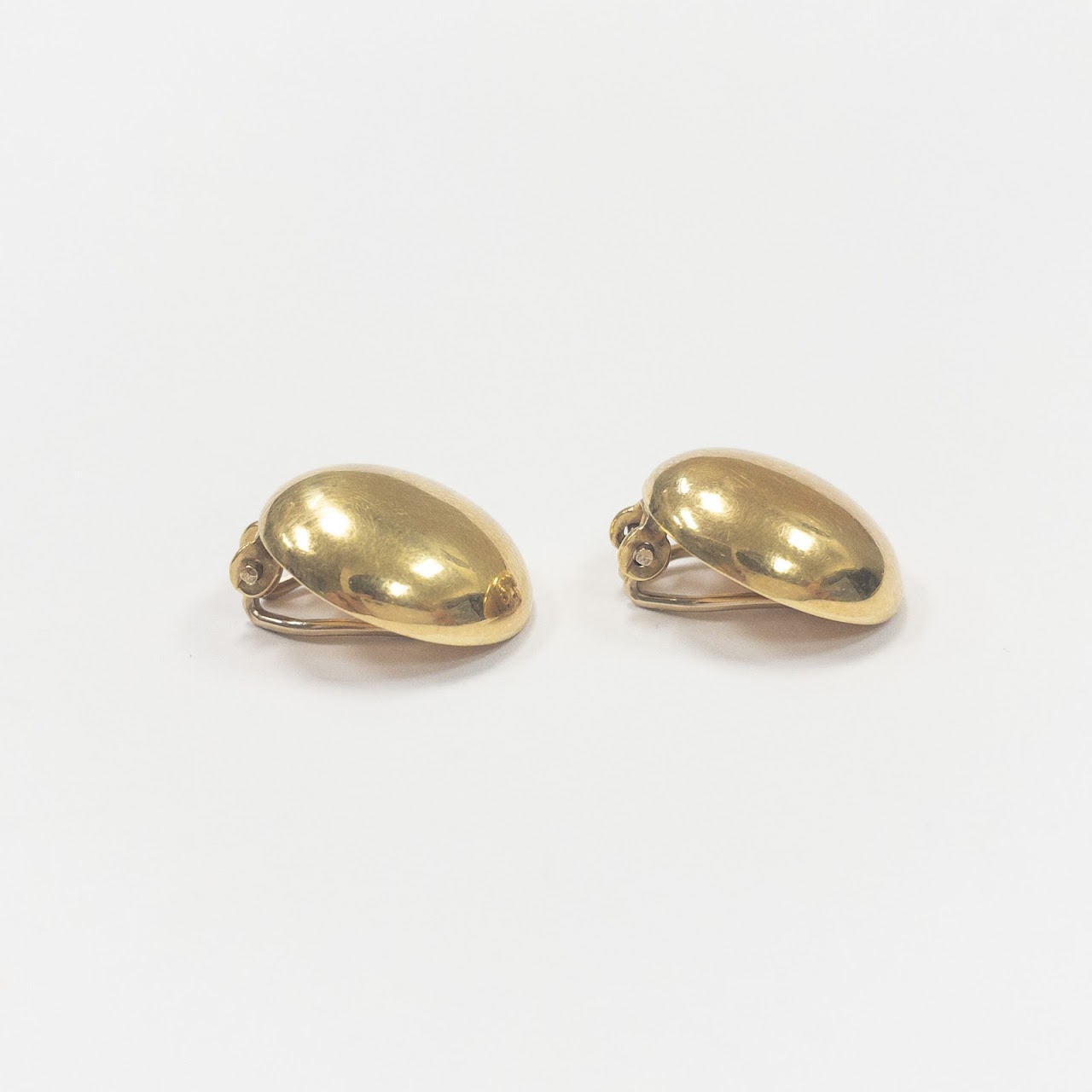 18K Gold Round Clip Earrings