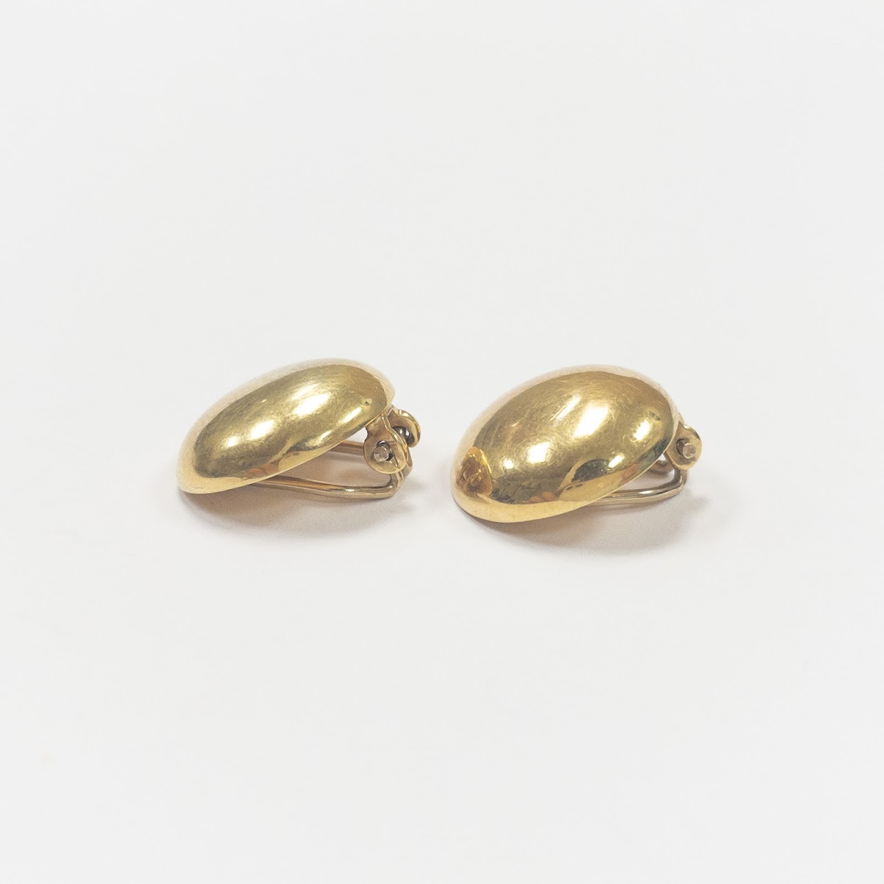 18K Gold Round Clip Earrings