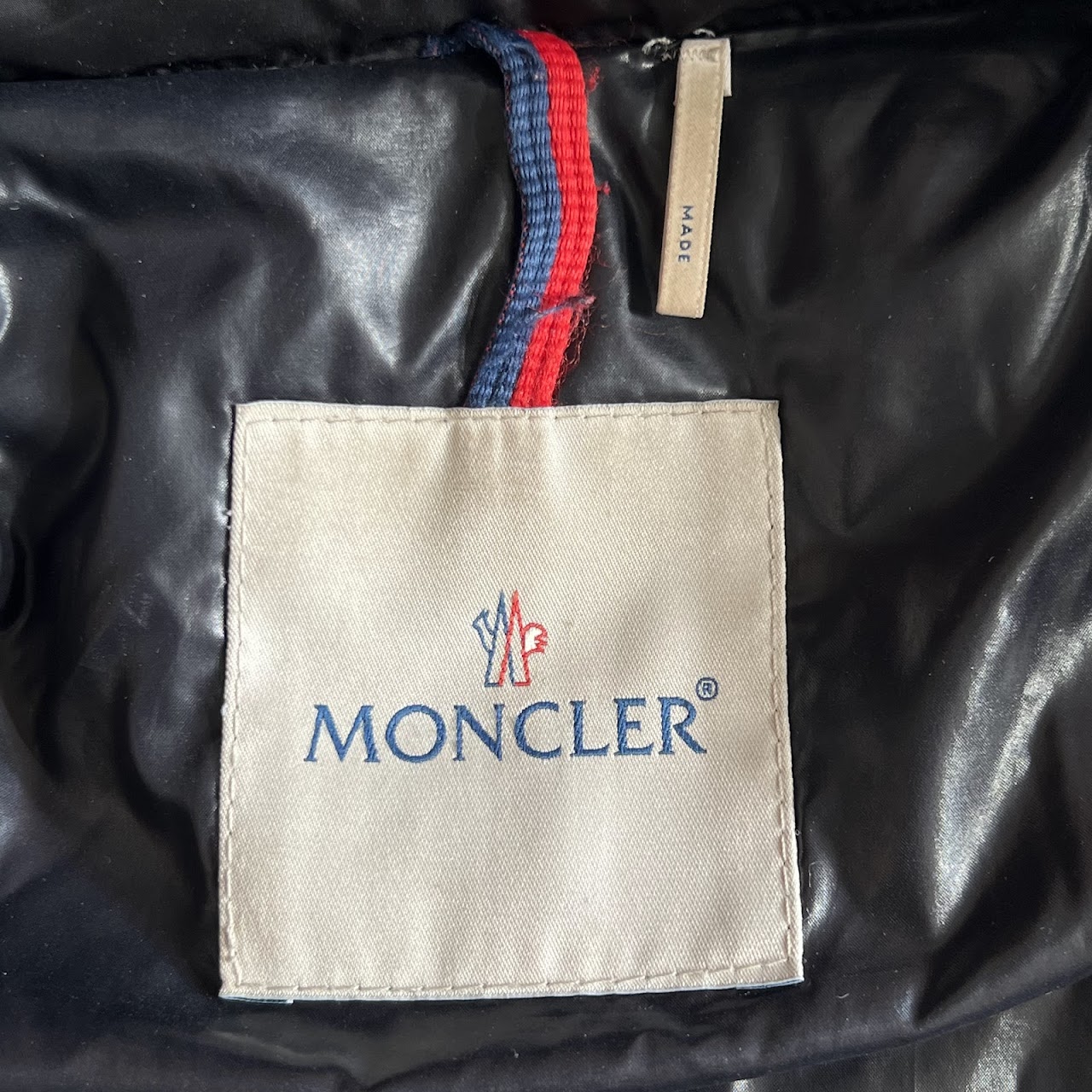 Moncler Jura Giubbotto Long Puffer Coat