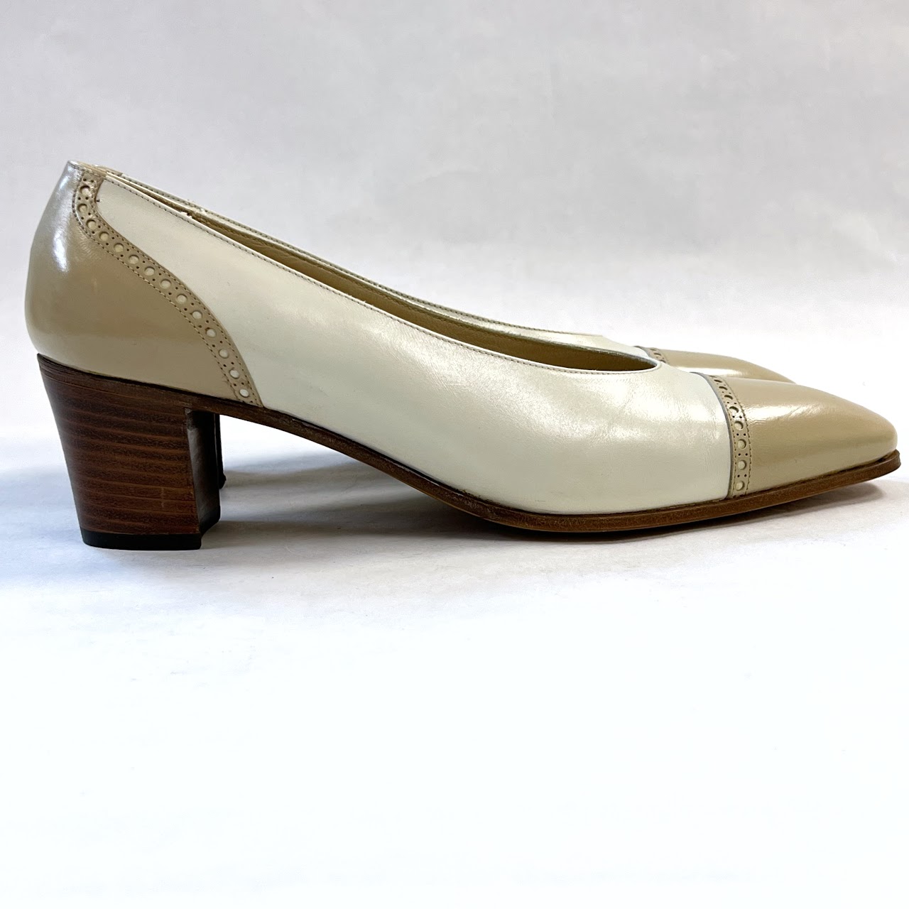 Neiman-Marcus Vintage Oxford Cap Toe Pumps