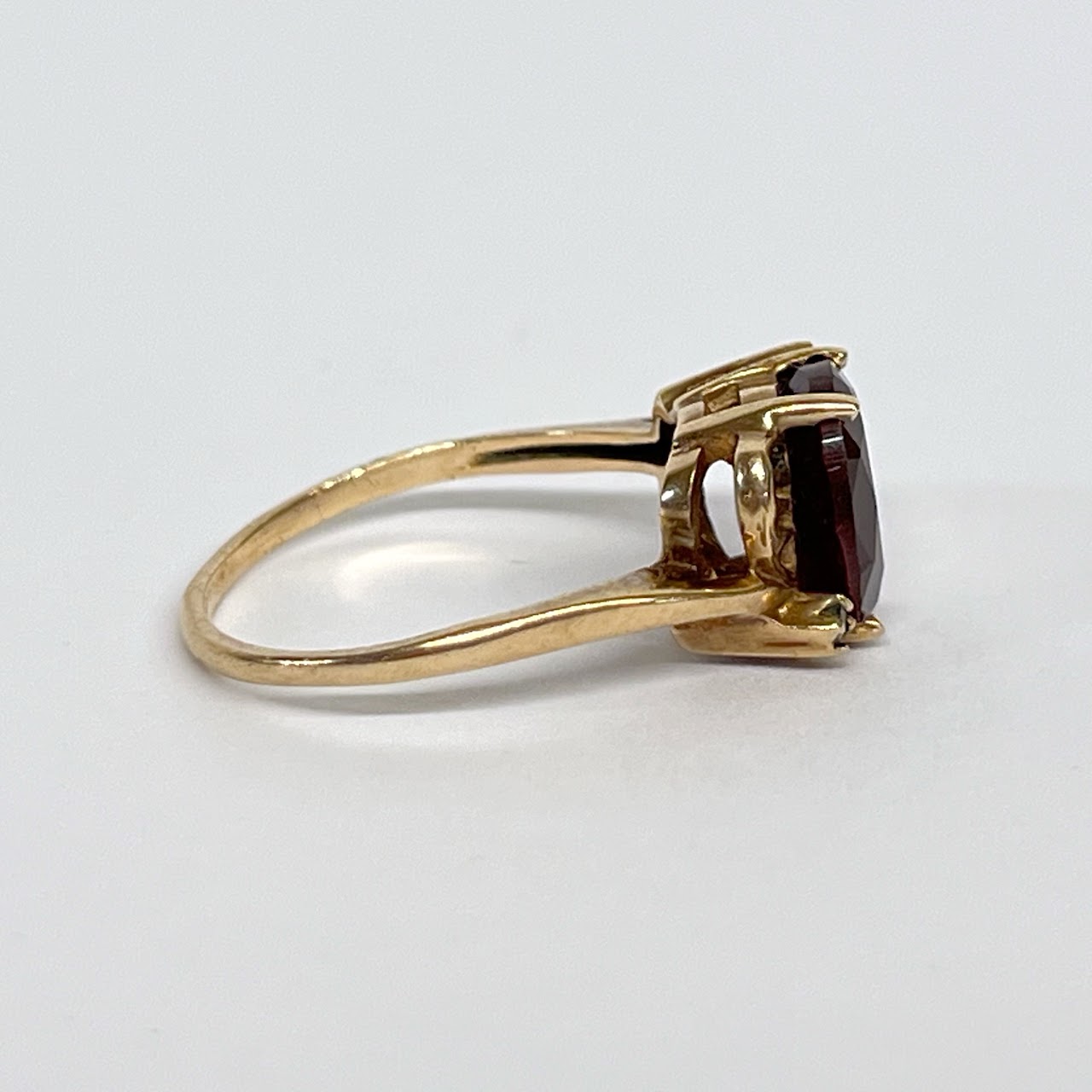 10K Gold, Red and Clear Stone Ring