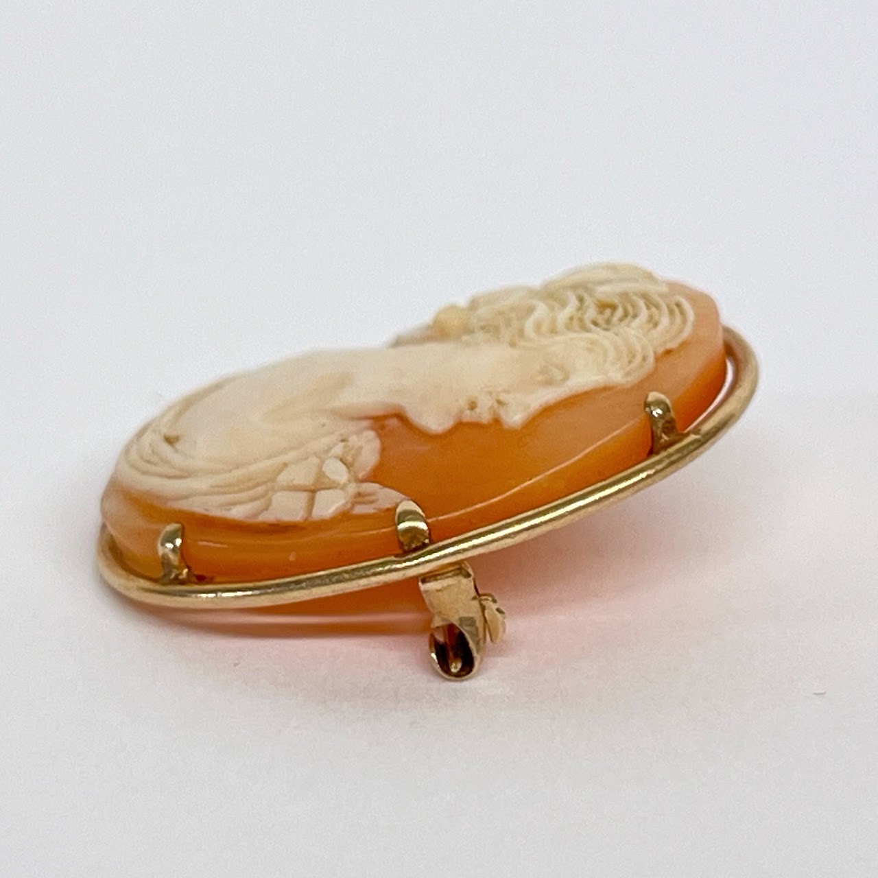 10K Gold Cameo Brooch