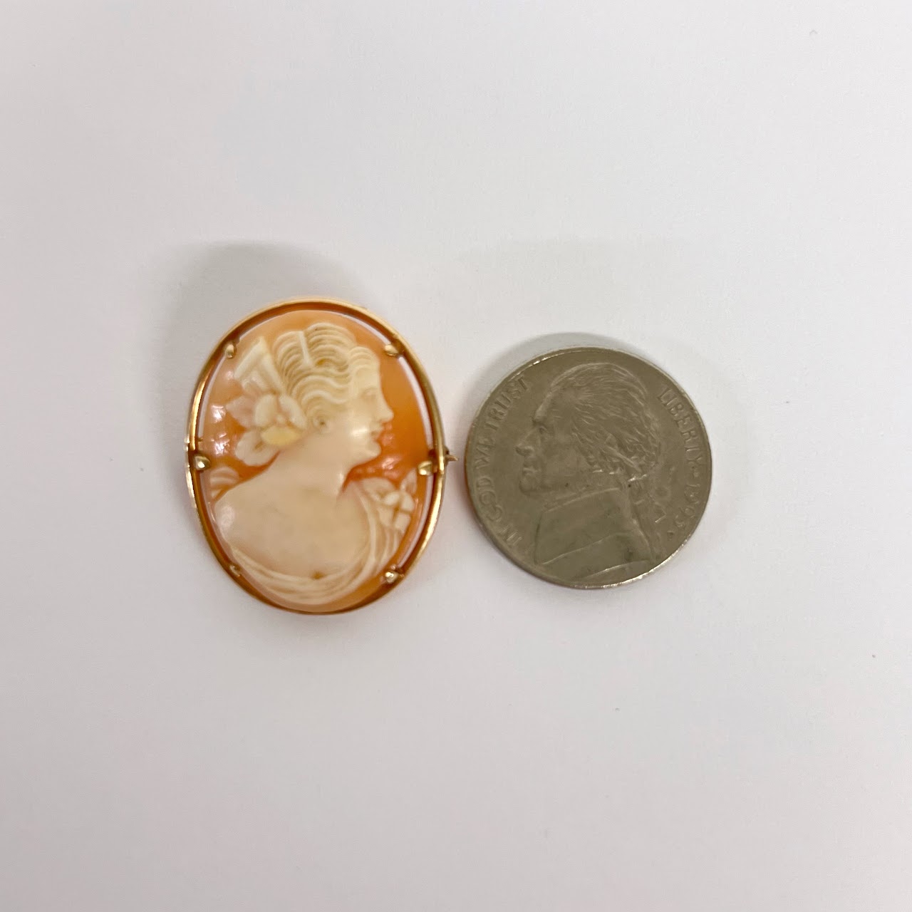 10K Gold Cameo Brooch