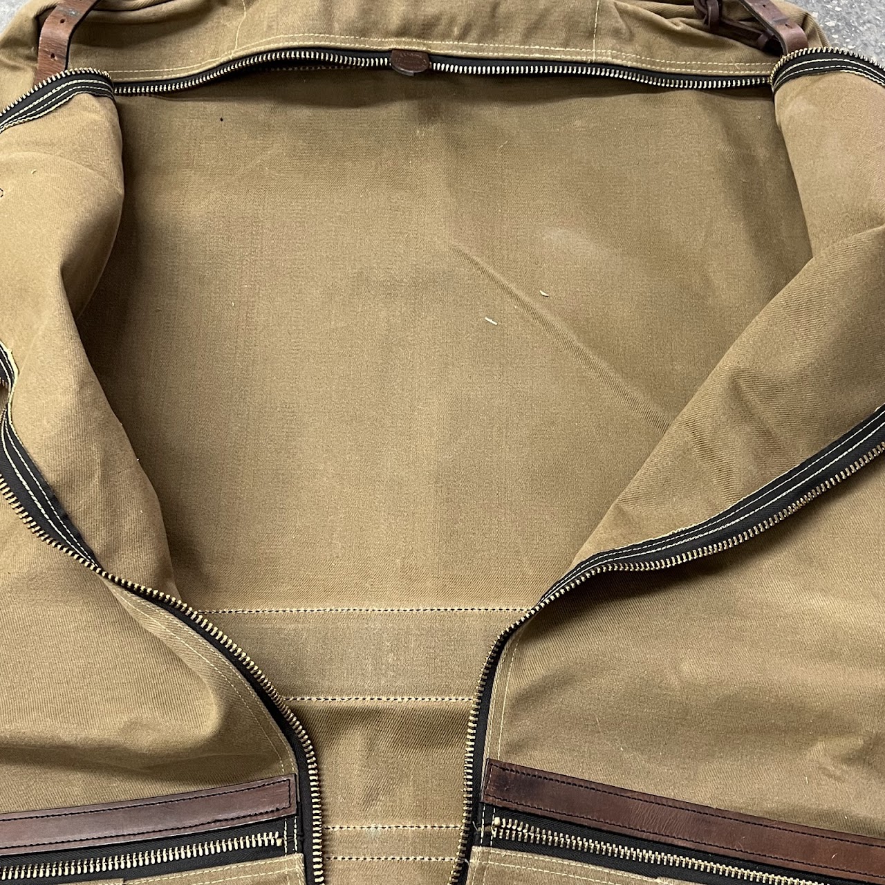 Filson Rugged Twill Canvas Garment Bag