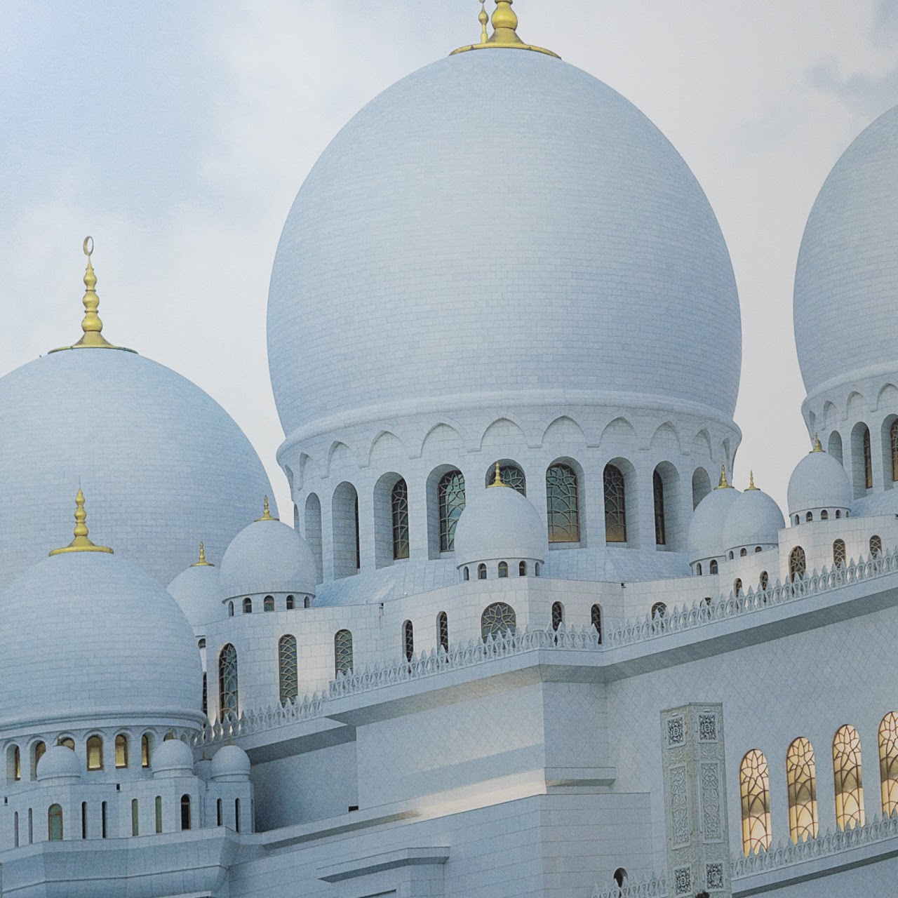 "The Sheikh Zayed Grand Mosque: A Visual Journey" RARE Book