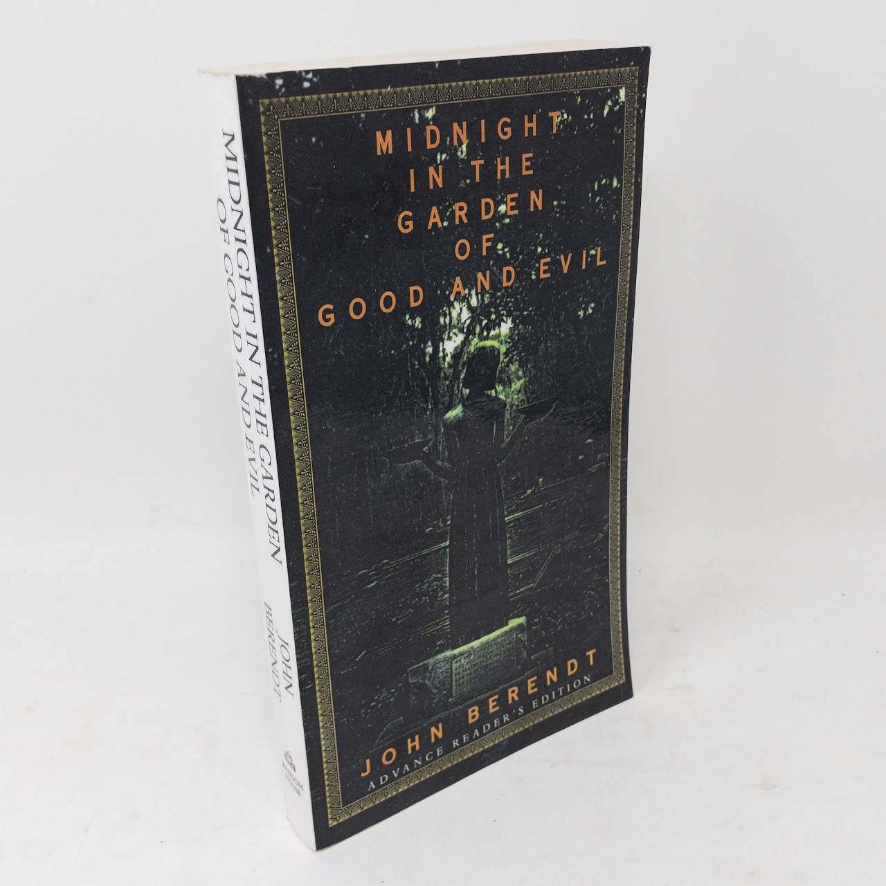 John Berendt: 'Midnight in the Garden of Good and Evil' Signed First Edition