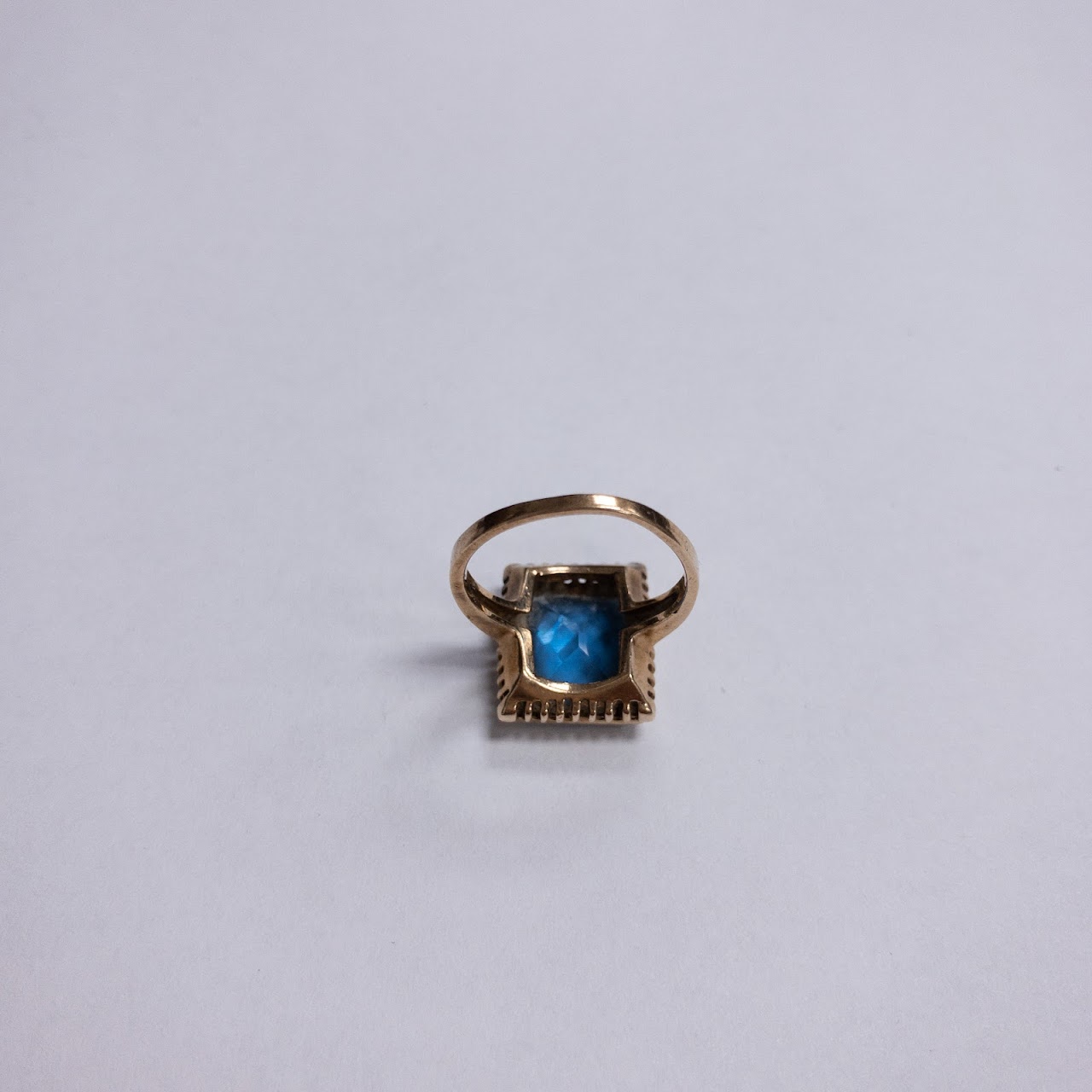 10K Gold and Blue Stone Ring