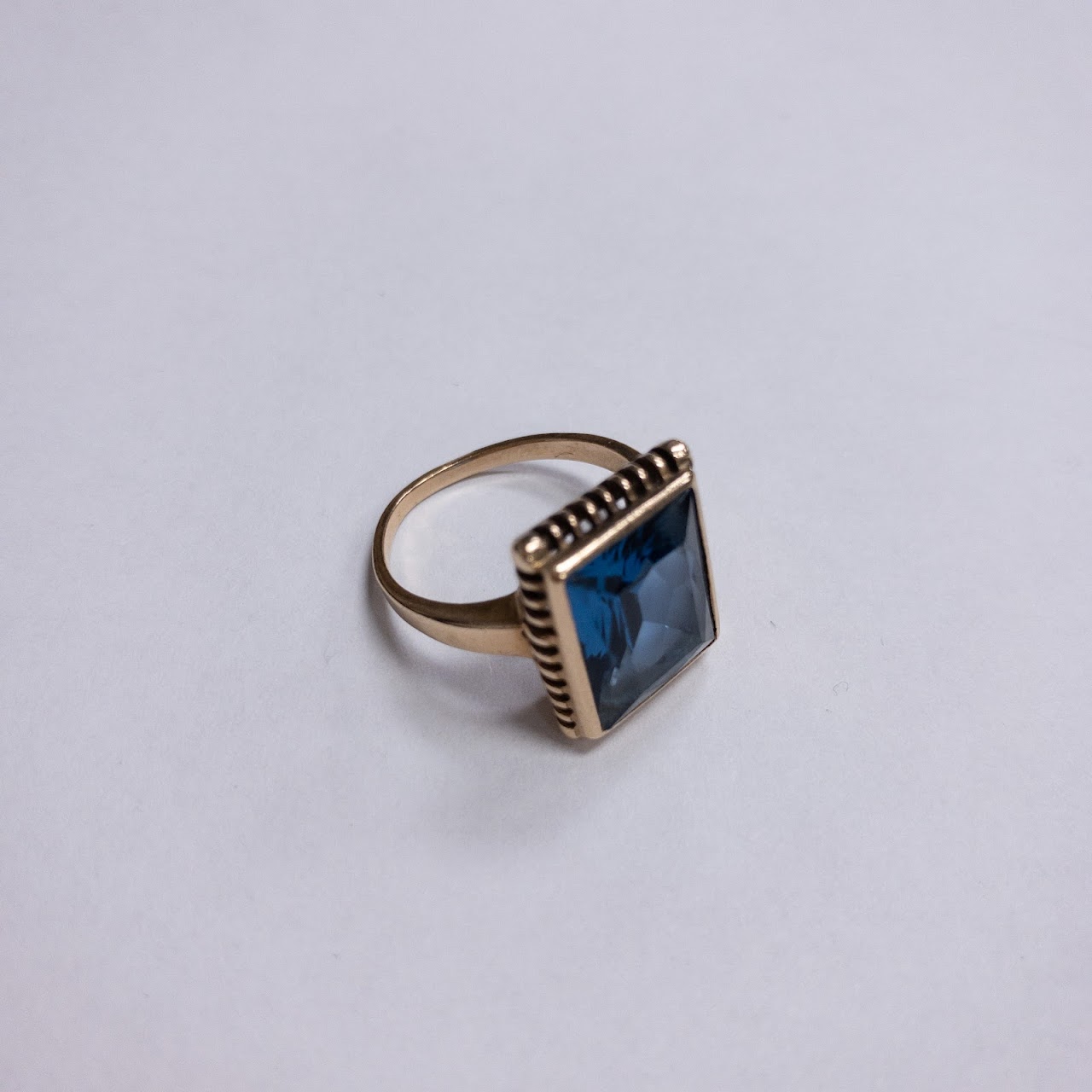 10K Gold and Blue Stone Ring