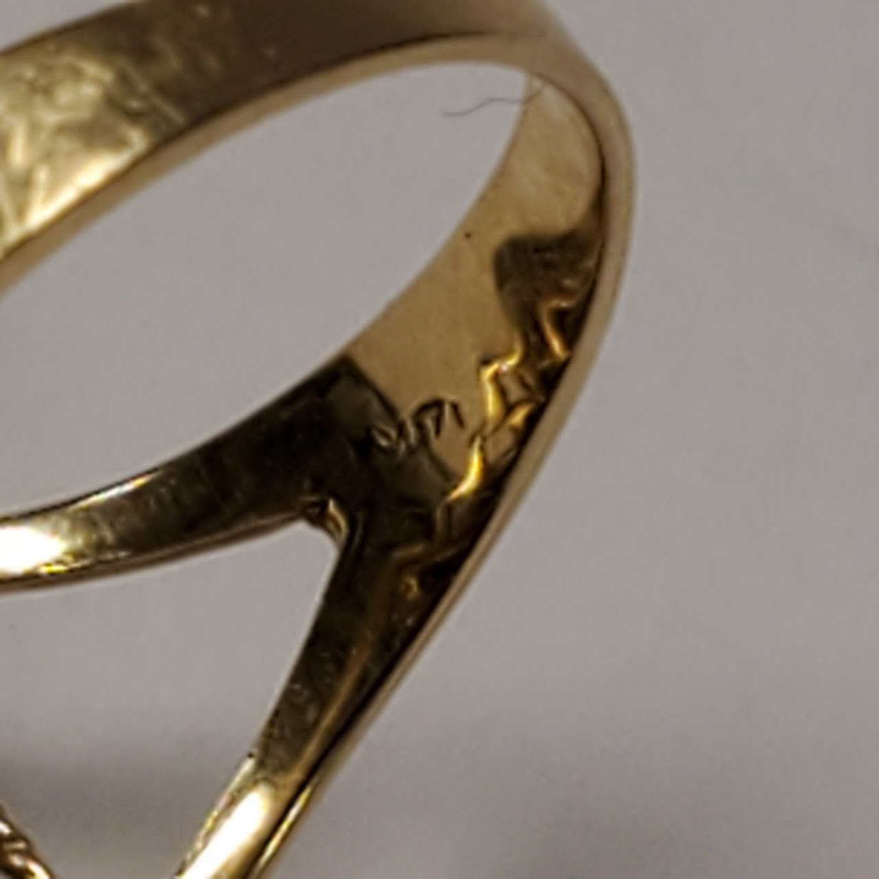 14K Gold & Onyx Ring