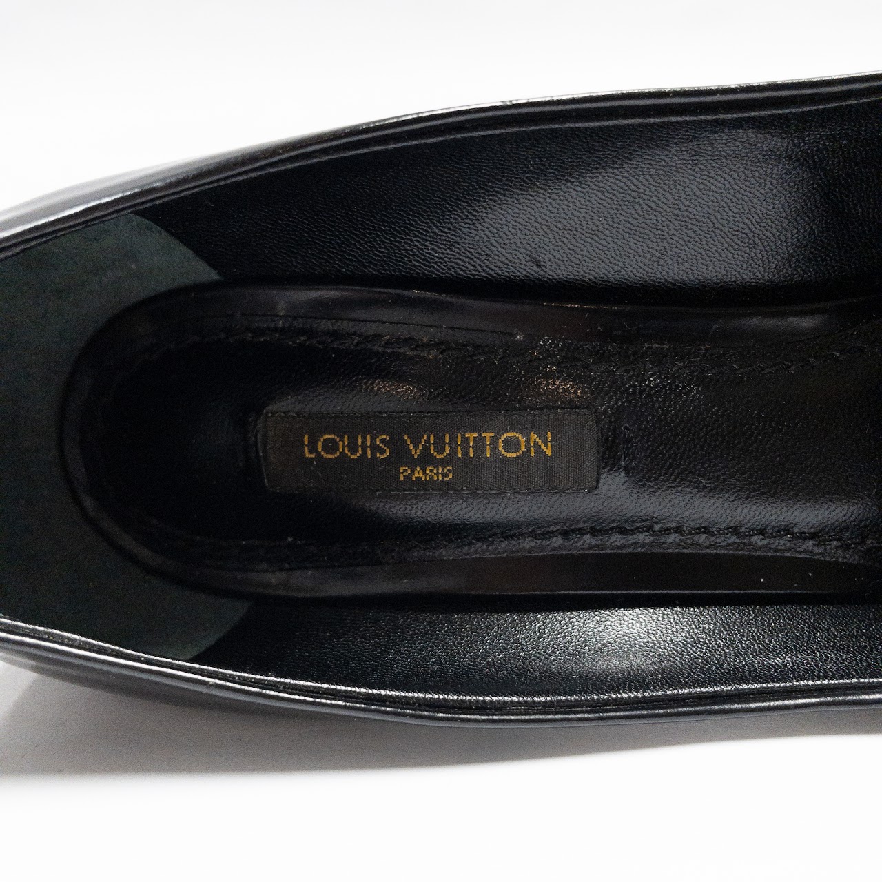 Louis Vuitton Black Leather Pumps