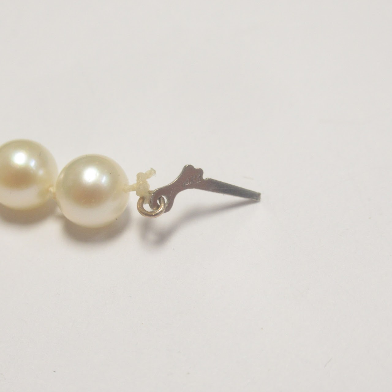 14k White Gold Pearl Strand Needs Repair 6437