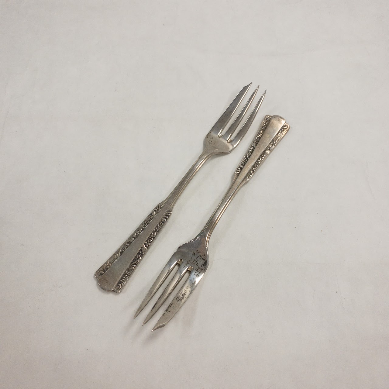 800 Silver Flatware Service for 10