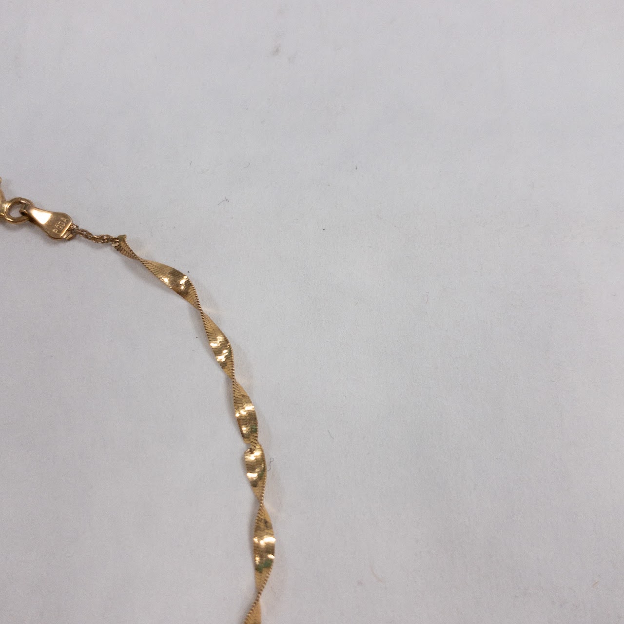10K Gold Twisted Herringbone Bracelet