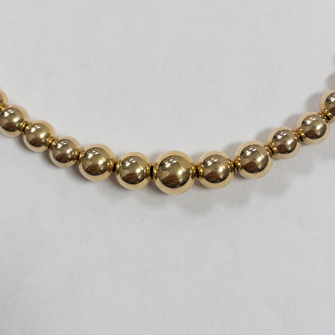 14K Gold Graduated Bead Strand Necklace