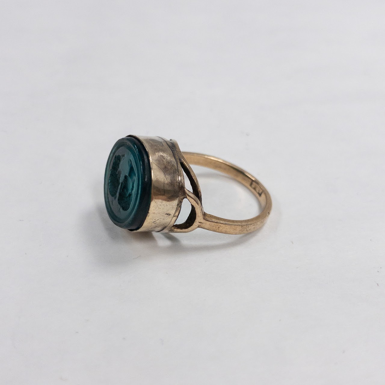 9K Gold Carved Intaglio Ring