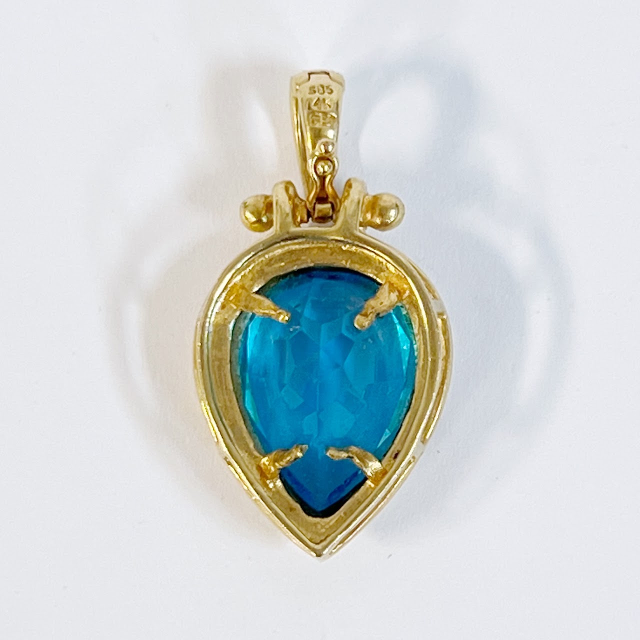 14K Gold and Aquamarine Pendant