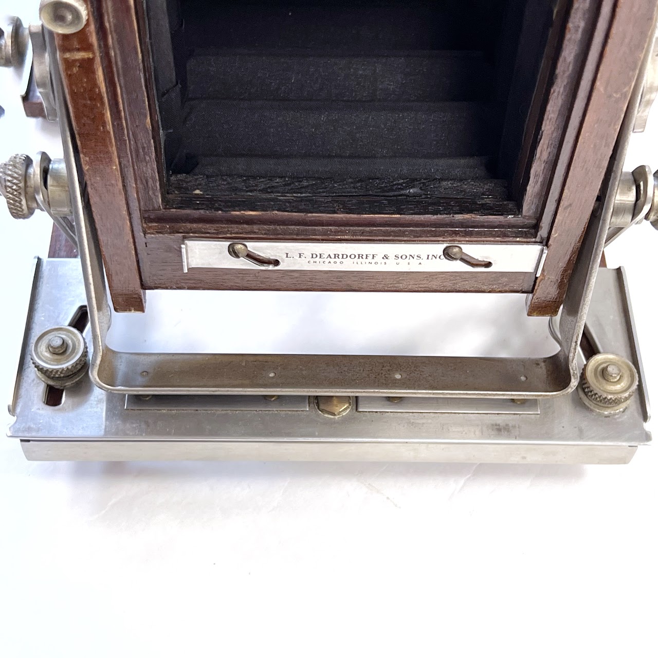 L. F. Deardorff & Sons V Series 4x5 Large Format Camera Body and 6" (152mm) lens