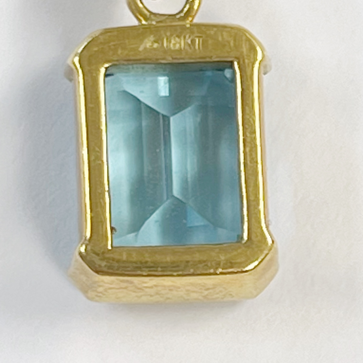 18K Gold Necklace with Blue Stone Pendant