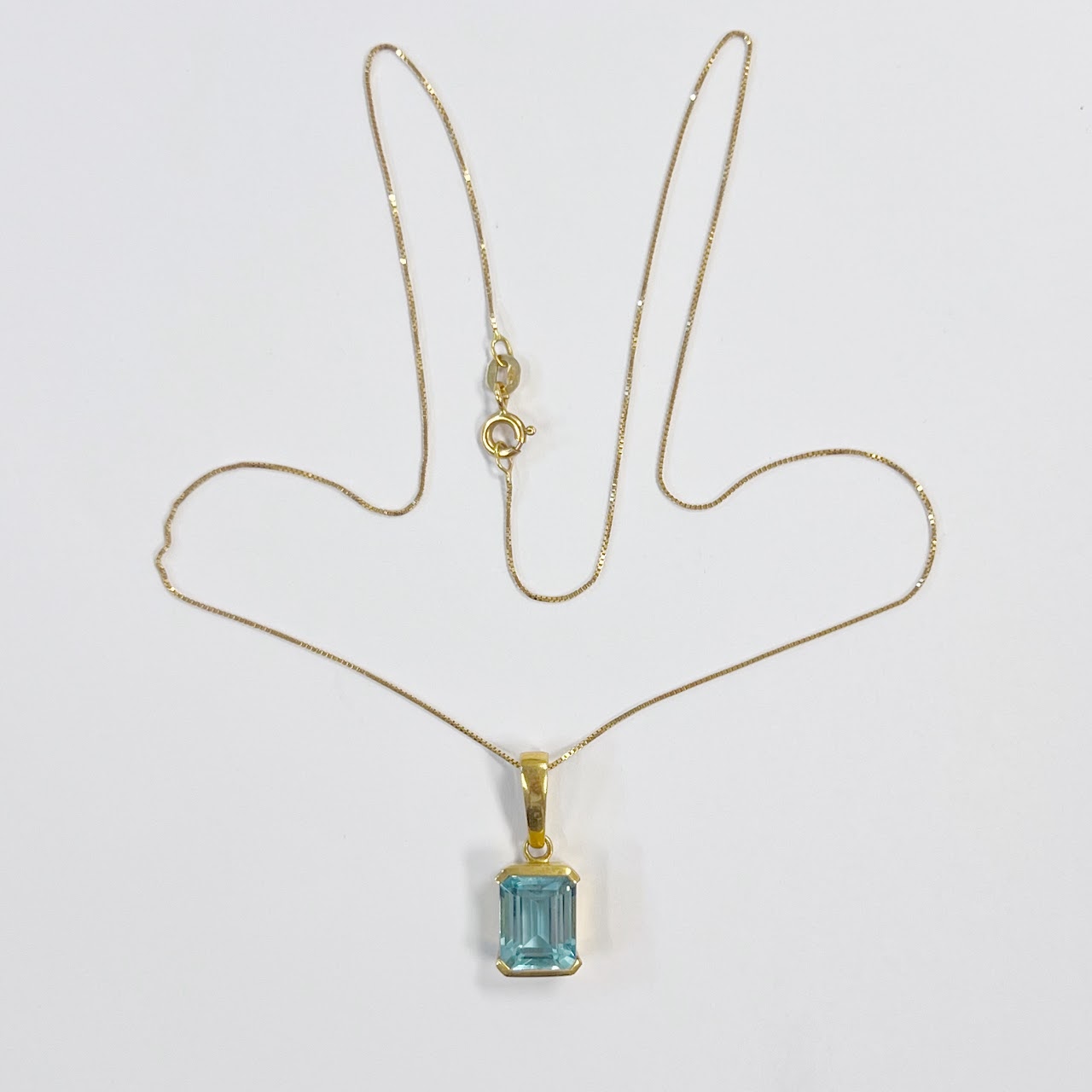 18K Gold Necklace with Blue Stone Pendant