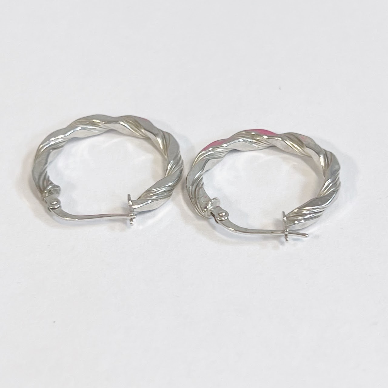 9K White Gold Twist Hoop Earrings