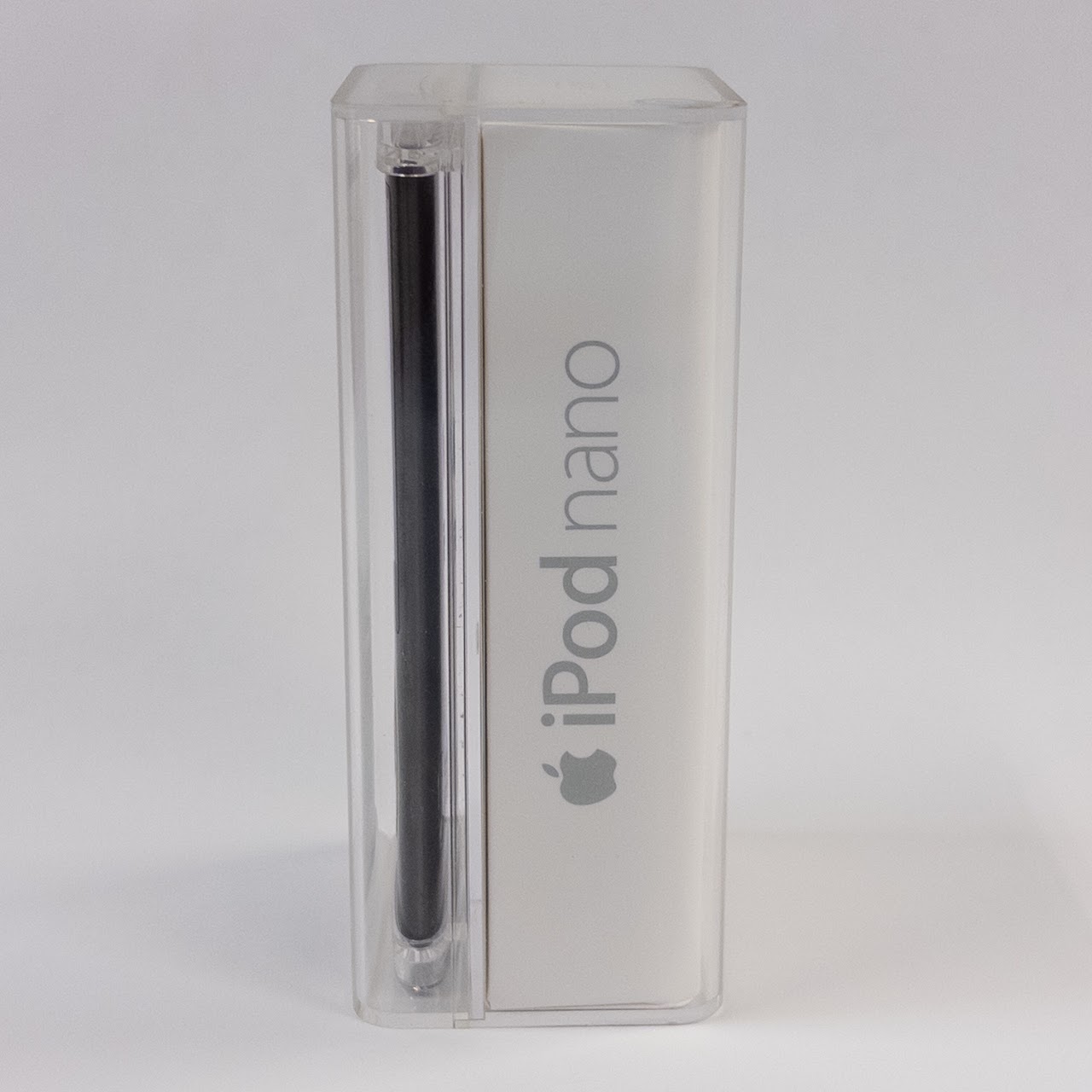 iPod Nano Fifth Generation 8GB New In Box